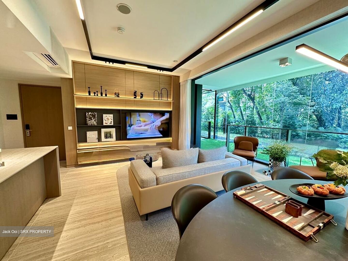 8@BT (D21), Condominium #443237071